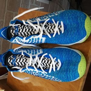 Lightly worn Nike sneakers